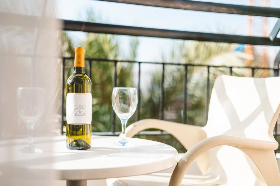 ג`ייקוב אילת  ג`ייקוב אילת