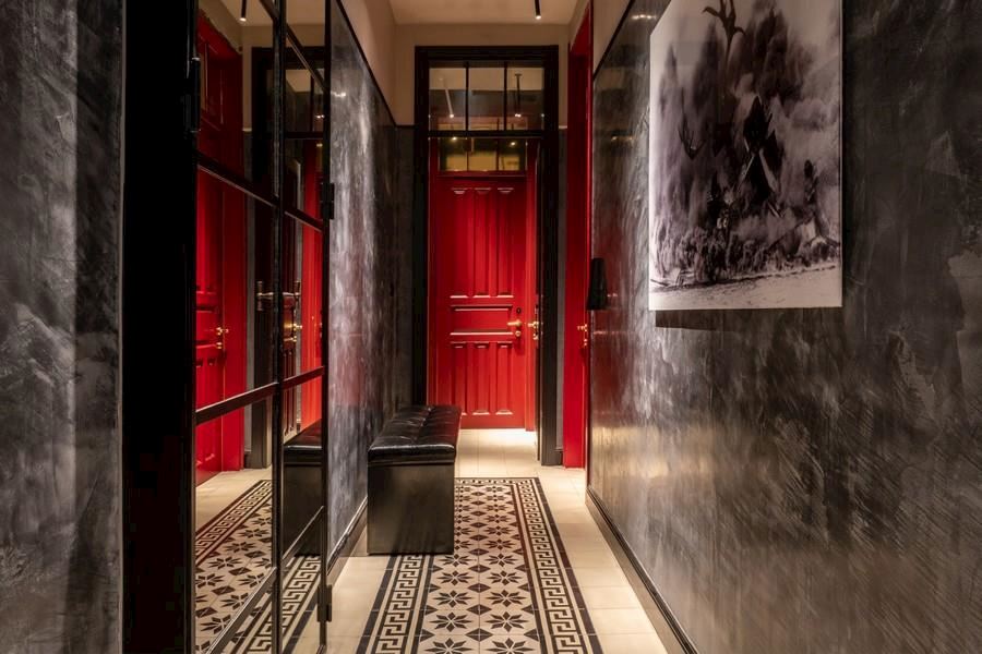 אסמבלאז בוטיק ת"א אסמבלאז בוטיק ת"א