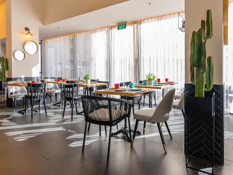 רוקסון סי סנד בת ים 