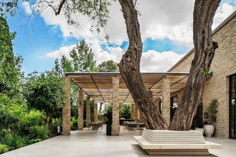 ישרוטל איילה ישרוטל איילה