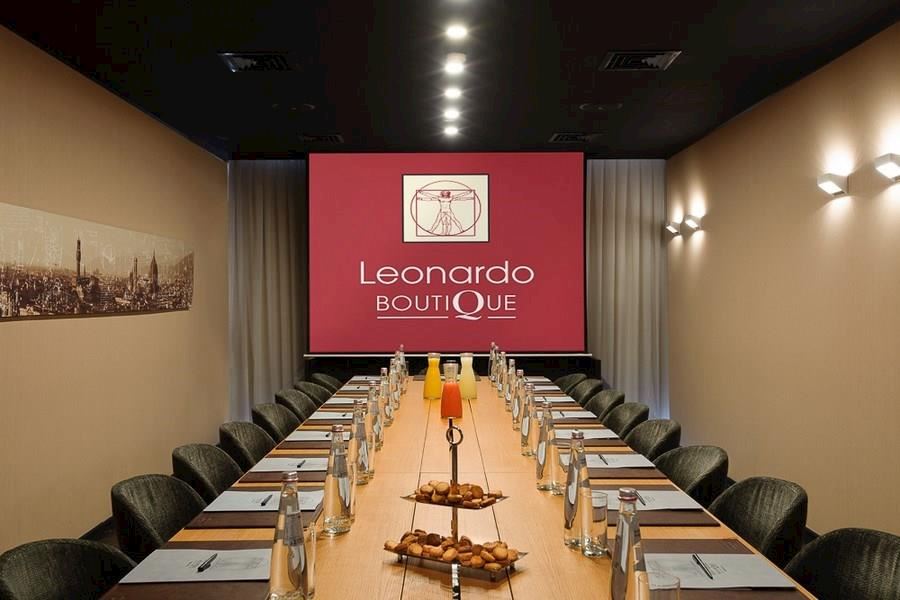 פתאל לאונרדו בוטיק ת"א פתאל לאונרדו בוטיק ת"א