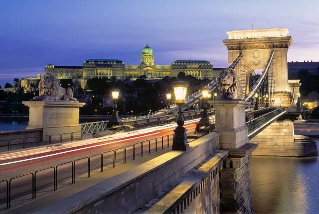 Atlas City - בודפשט