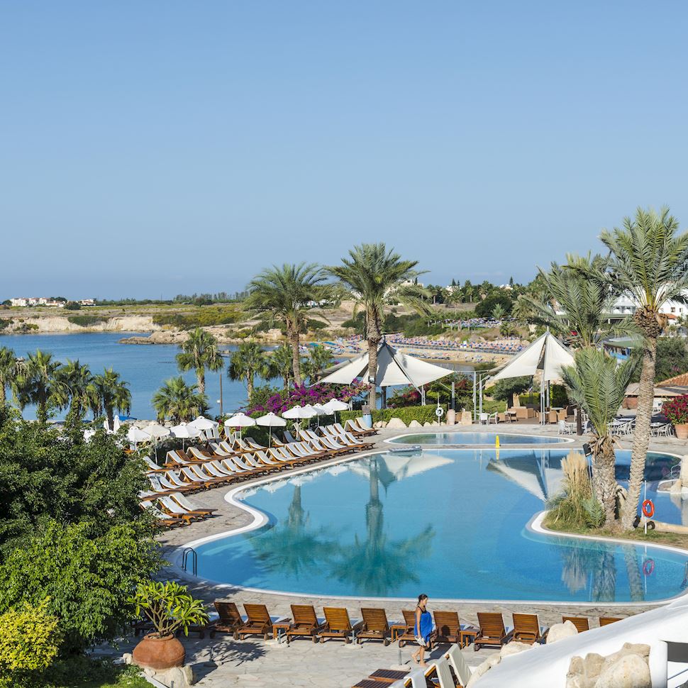 Coral Beach Hotel And Resort