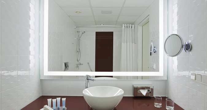 Hilton Danube Waterfront