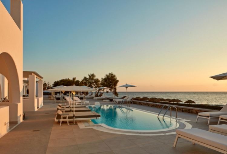 Costa Grand Resort & Spa