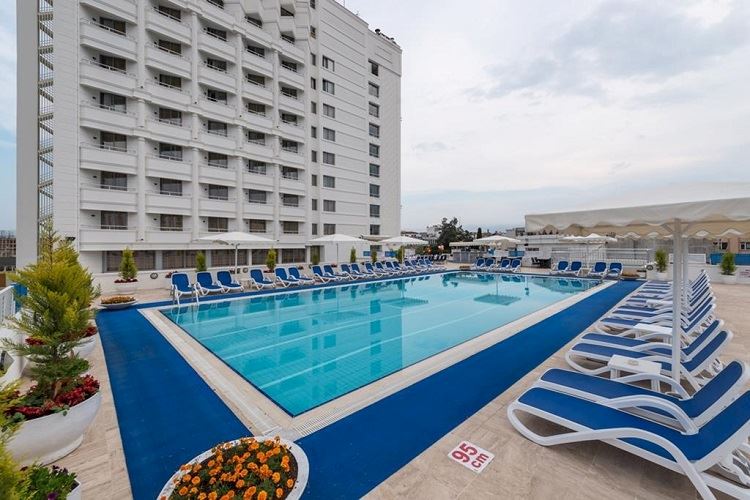 Best Western Plus Khan Hotel