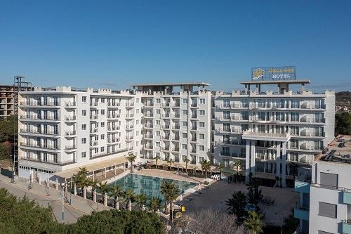 דילים לגולם | אלבניה